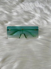Load image into Gallery viewer, Ombré Big Frame Sunglasses